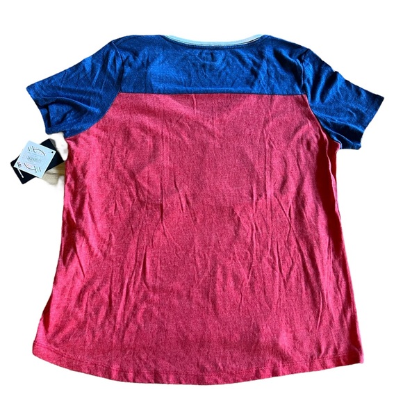 NWT NEW ERA Women’s Cleveland Indians MLB T-Shirt Size XL V-Neck Glitter - Picture 4 of 8